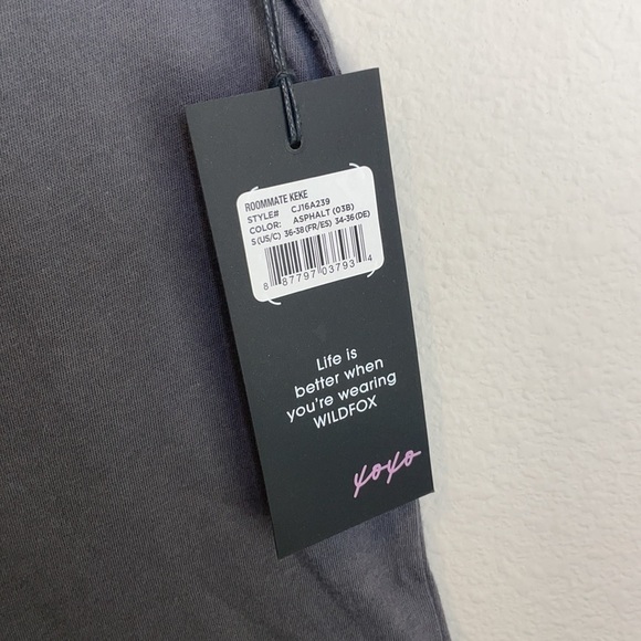 Wildfox Roommate of the Year My Dog Keke Tee NEW - Picture 4 of 10